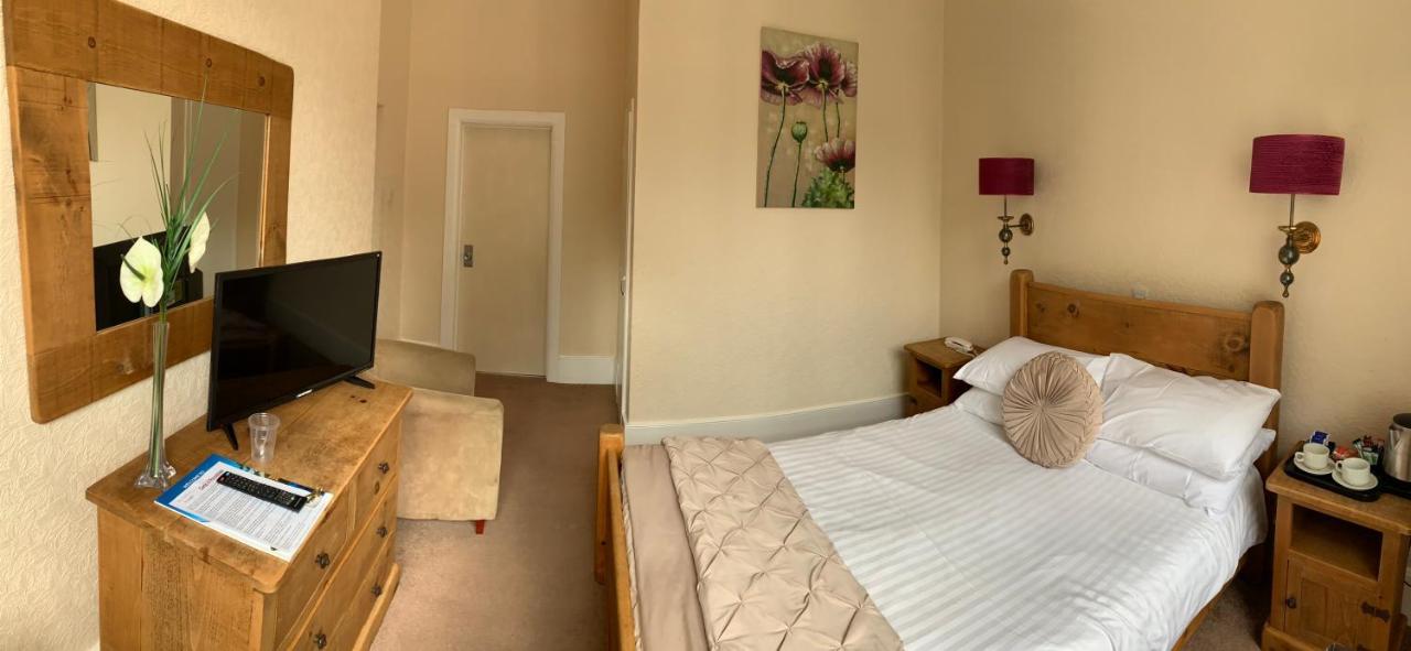 Broughton Craggs Hotel Кокърмаут Екстериор снимка