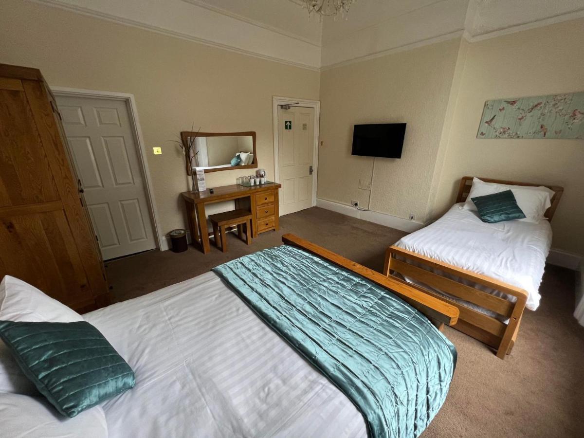 Broughton Craggs Hotel Кокърмаут Екстериор снимка